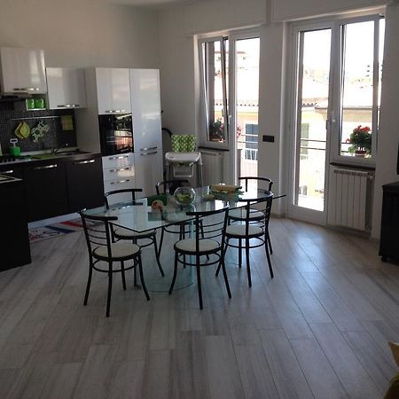 Best Lavagna Apartment Szoba fotó