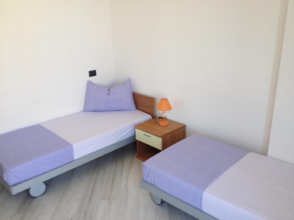 Best Lavagna Apartment Szoba fotó
